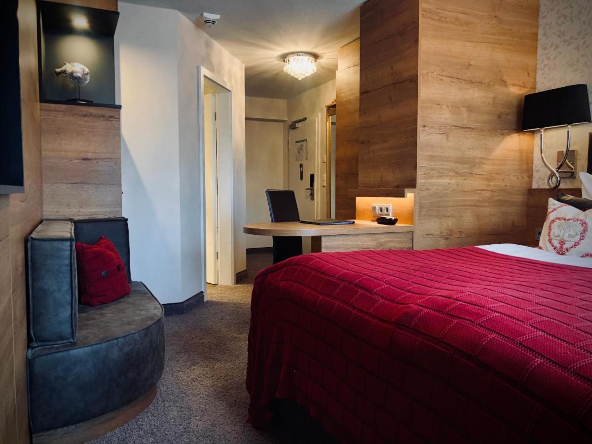 Block & Living Hotel 4*