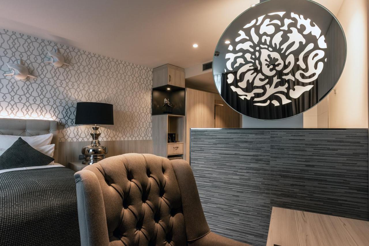 Block & Living Hotel 4*