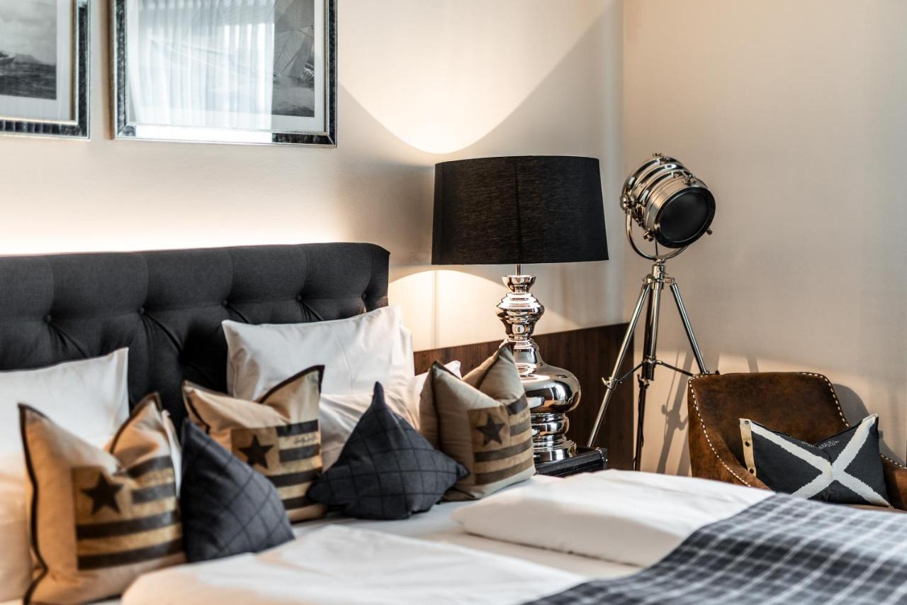 Block & Living Hotel 4*